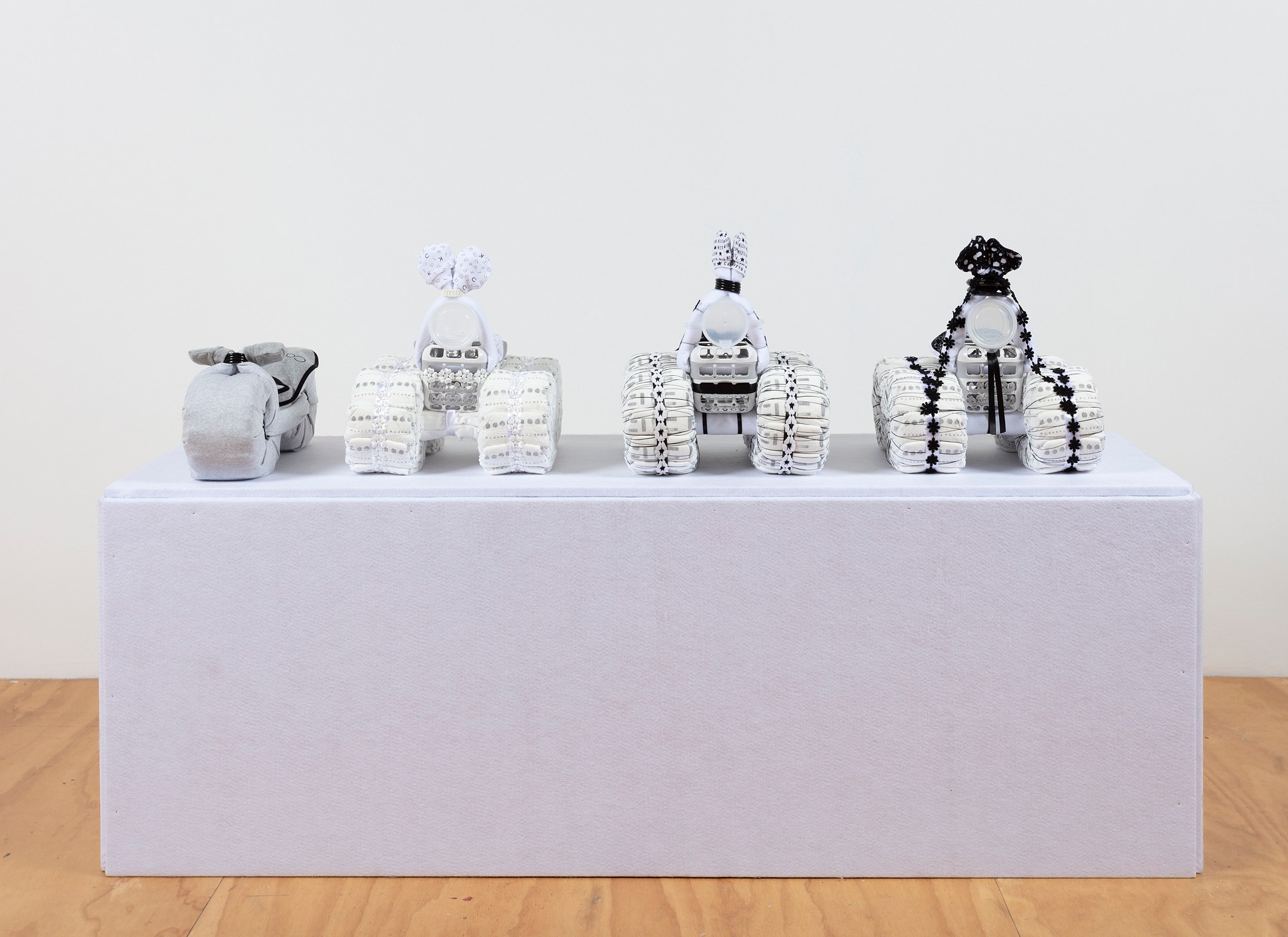 Marc Kokopeli, Die Pampertaarten at Reena Spaulings Fine Art, photo 38