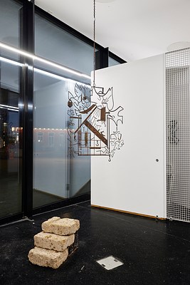 Image 4 of 10