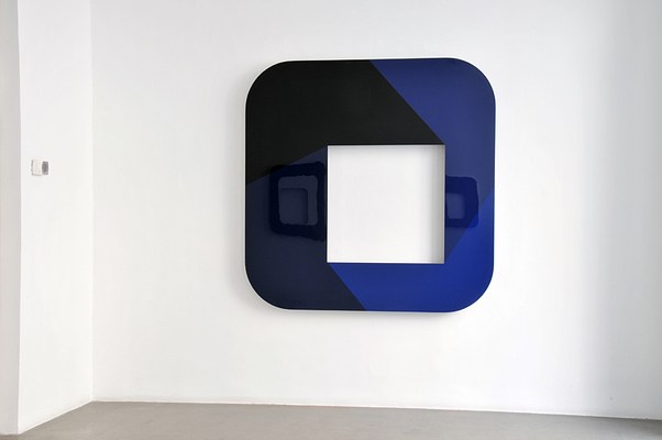 Image 3 of 9