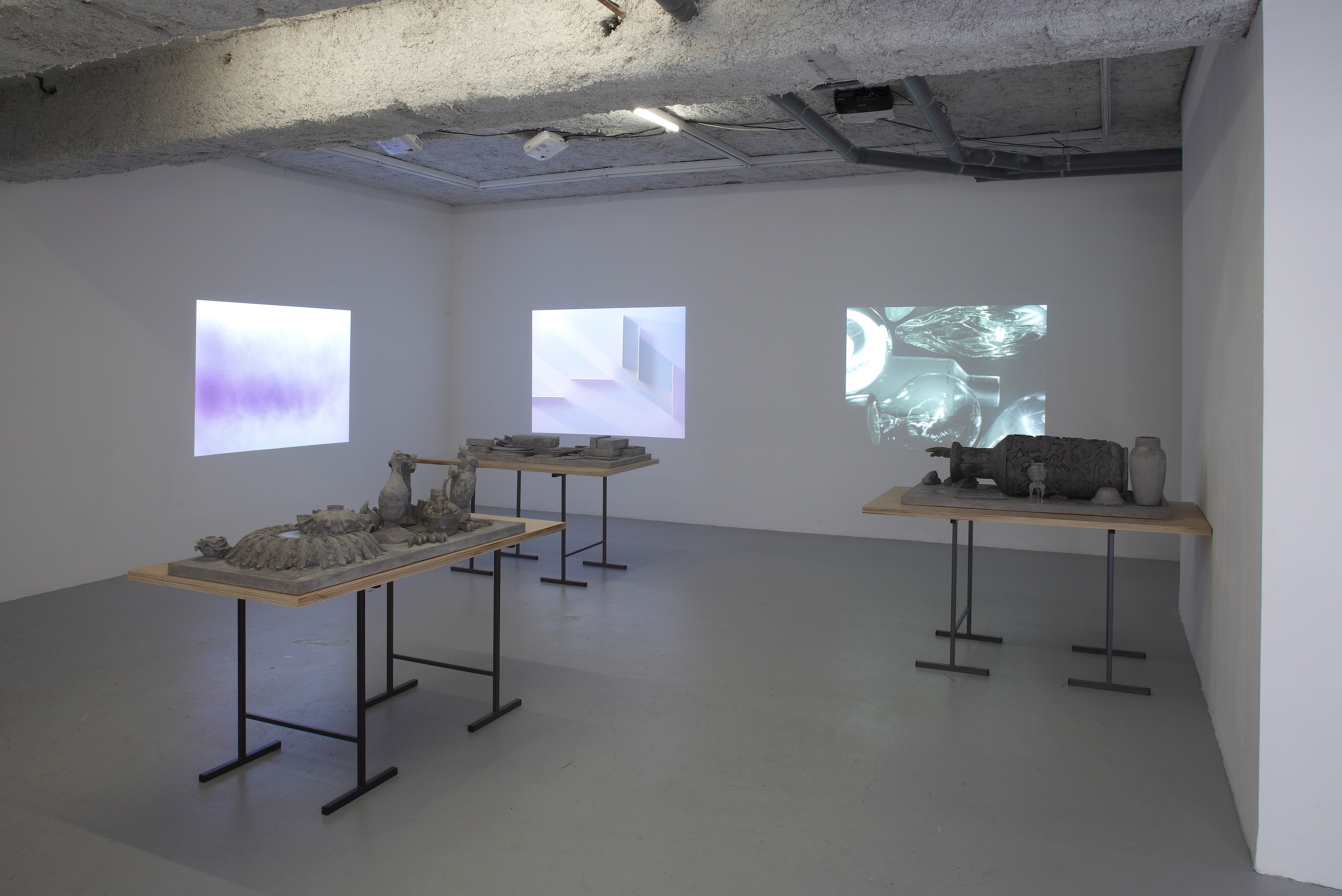 Isabelle Cornaro, Untitled at Galerie Balice Hertling, photo 2