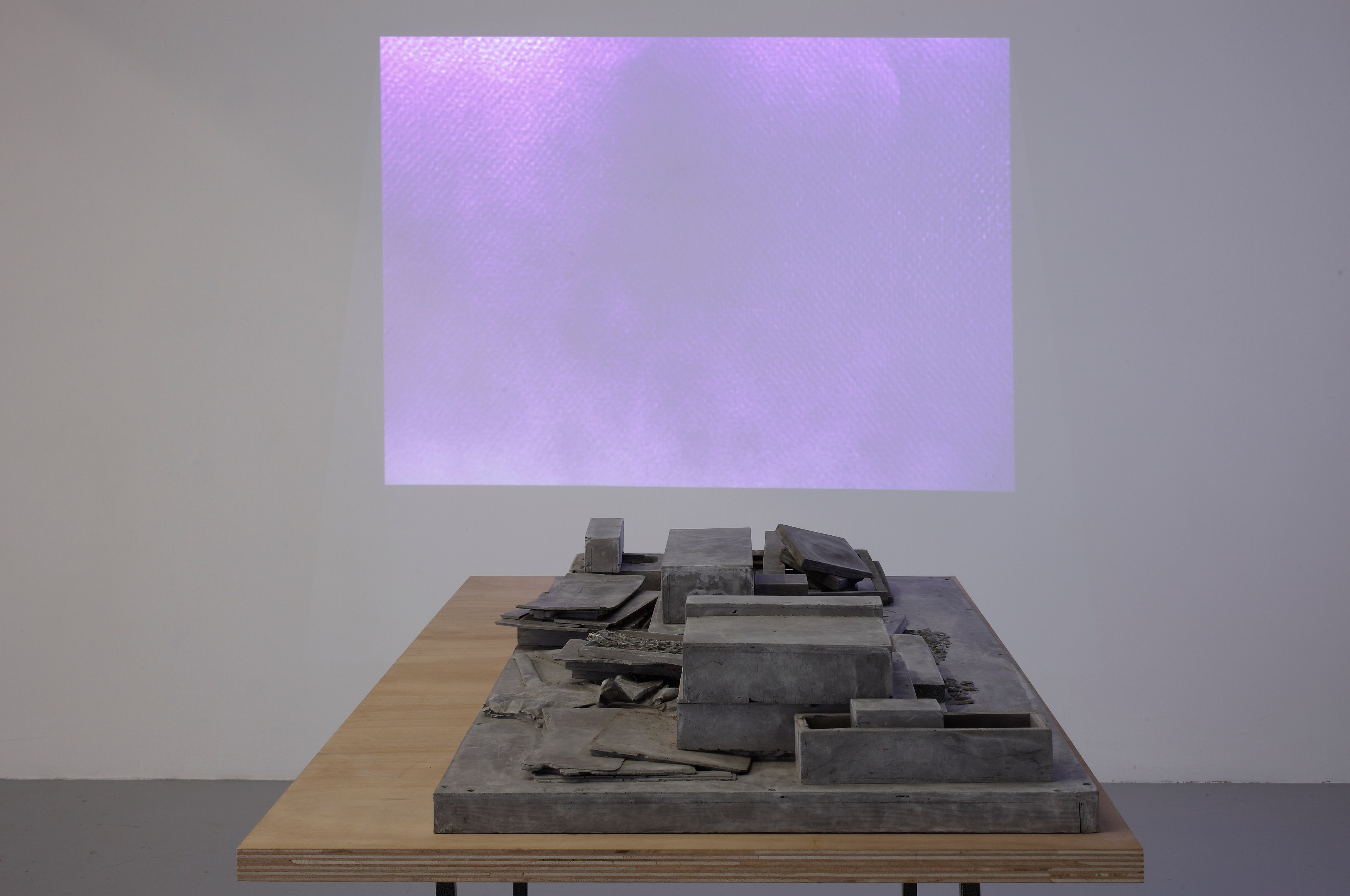 Isabelle Cornaro, Untitled at Galerie Balice Hertling, photo 5