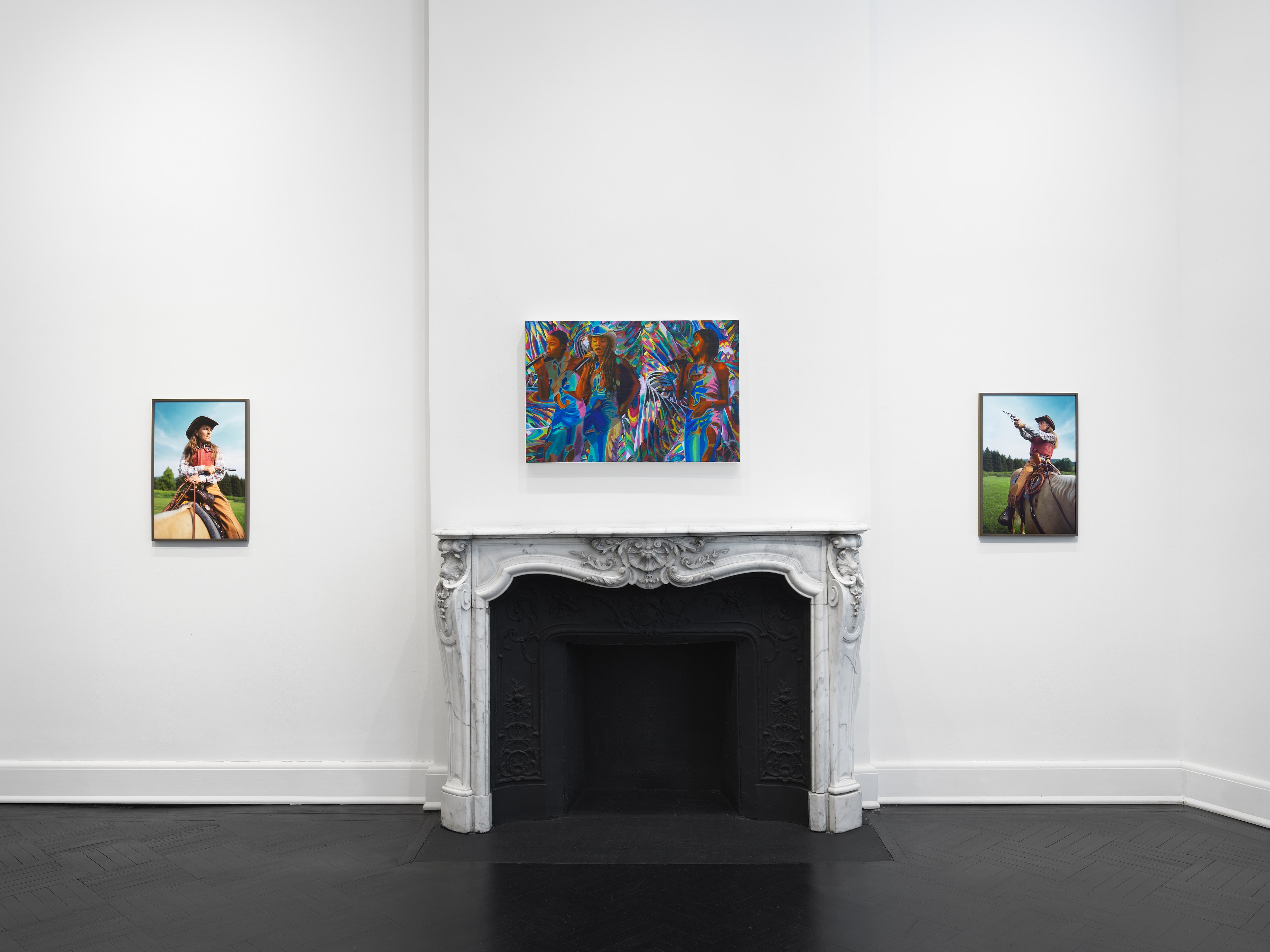 Caitlin Cherry, Dana Hoey, Hello Trouble at Petzel, photo 2