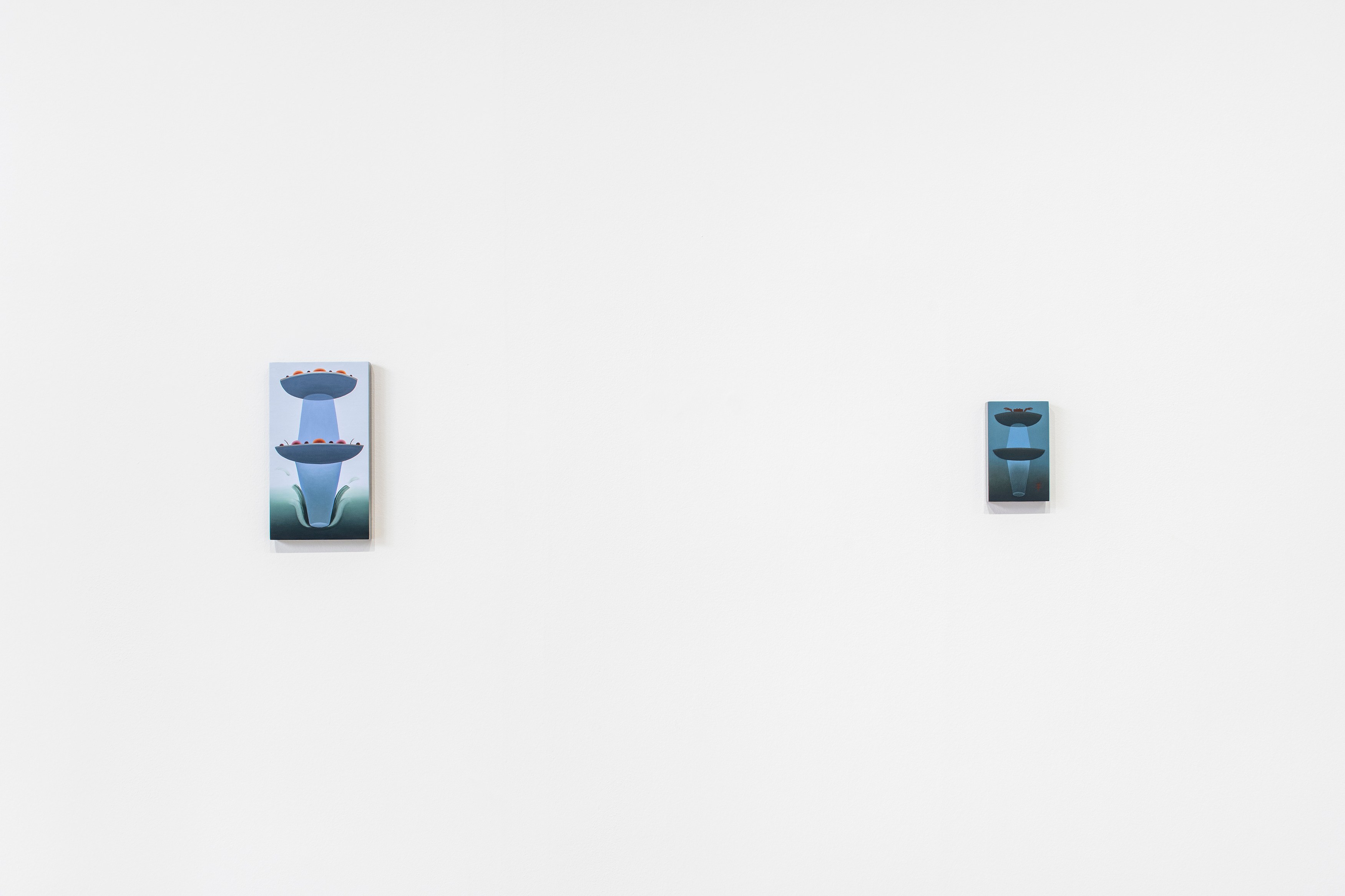 Alexandra Noel, Table at Tragic Venus, CELESTE | data center Marilyn, Champs-sur-Marne, photo 4