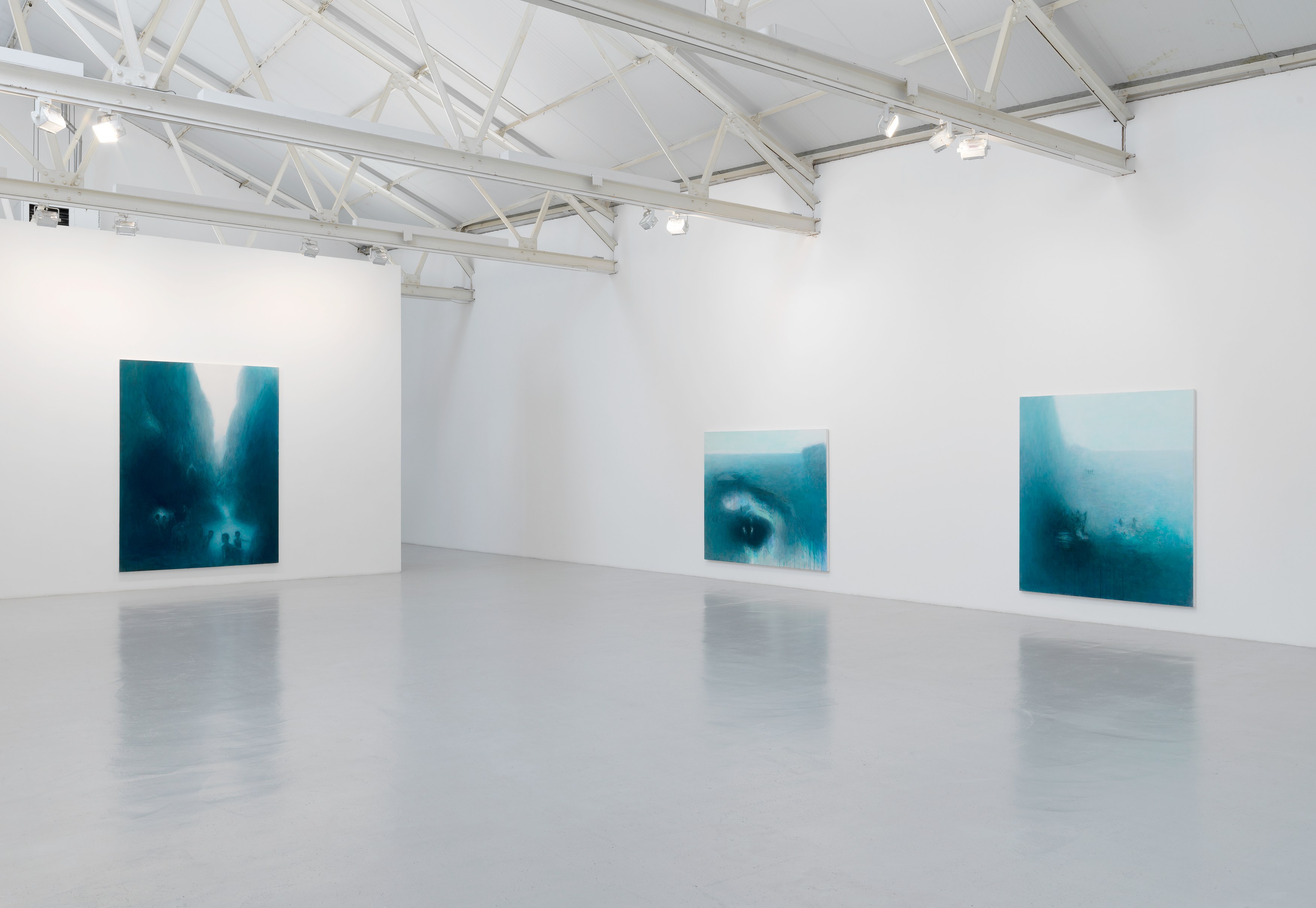 Dee Ferris, Azyl/Azul at Corvi-Mora, photo 4