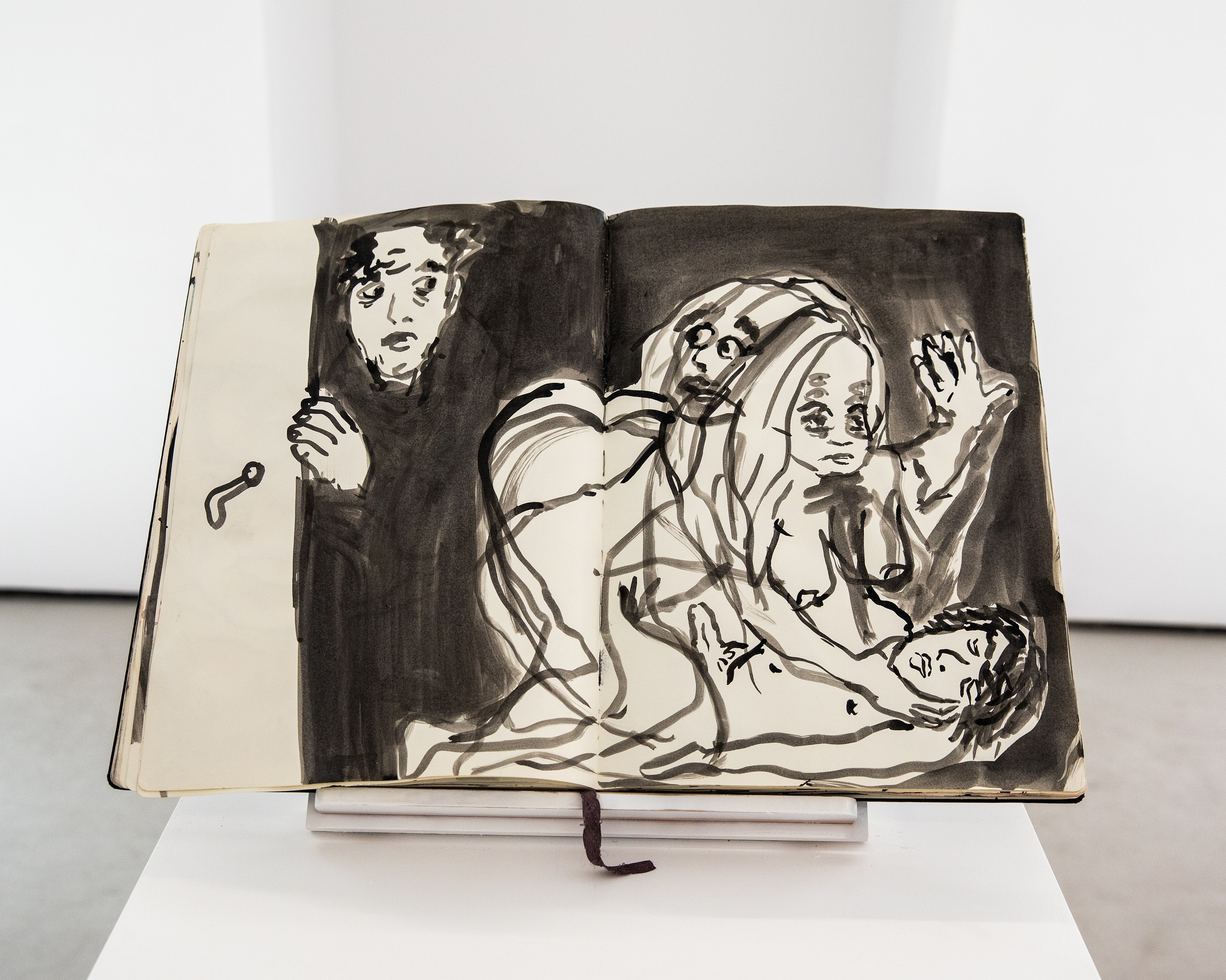 Mercedes Llanos, Sueños at Galerie Balice Hertling, photo 23