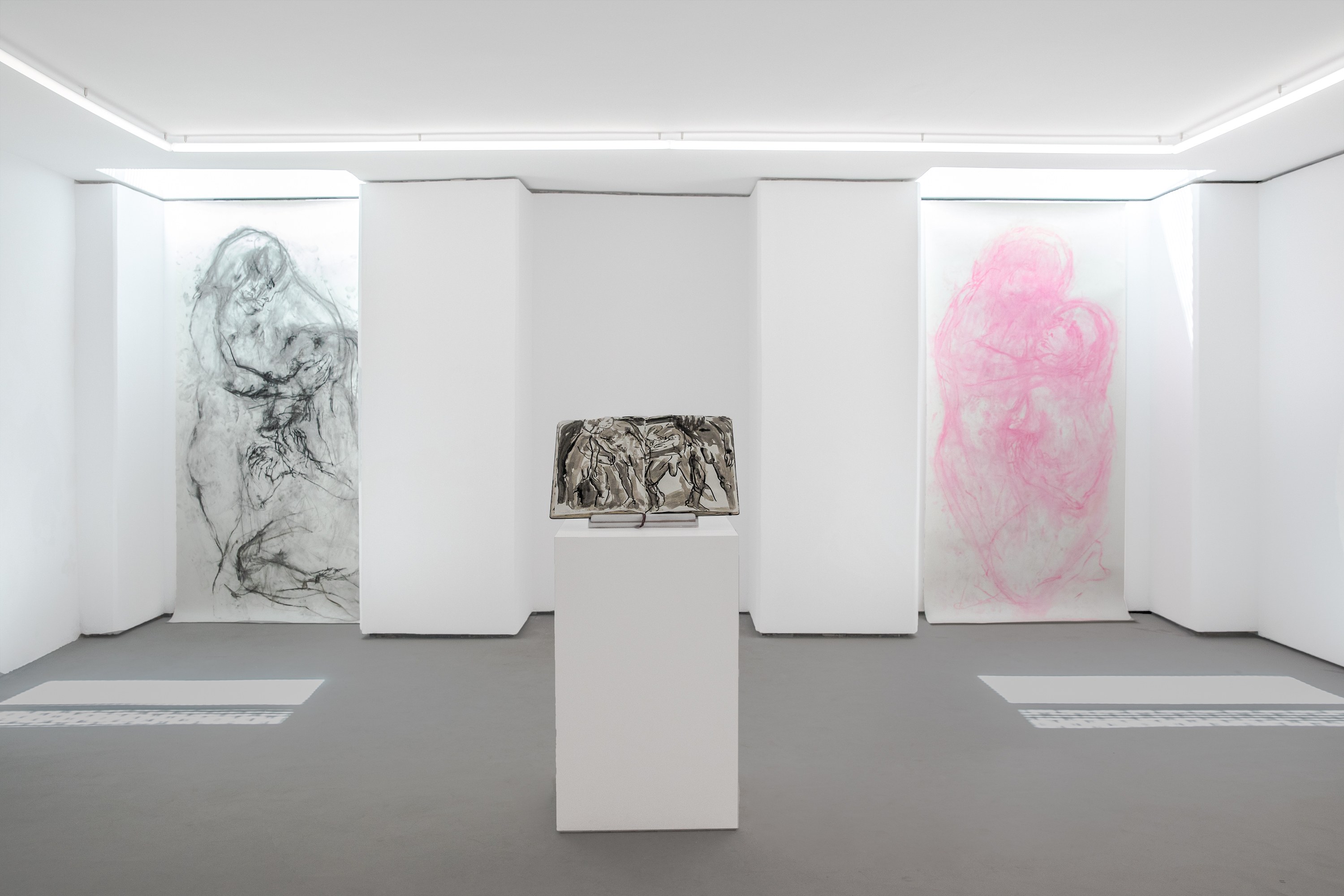 Mercedes Llanos, Sueños at Galerie Balice Hertling, photo 2