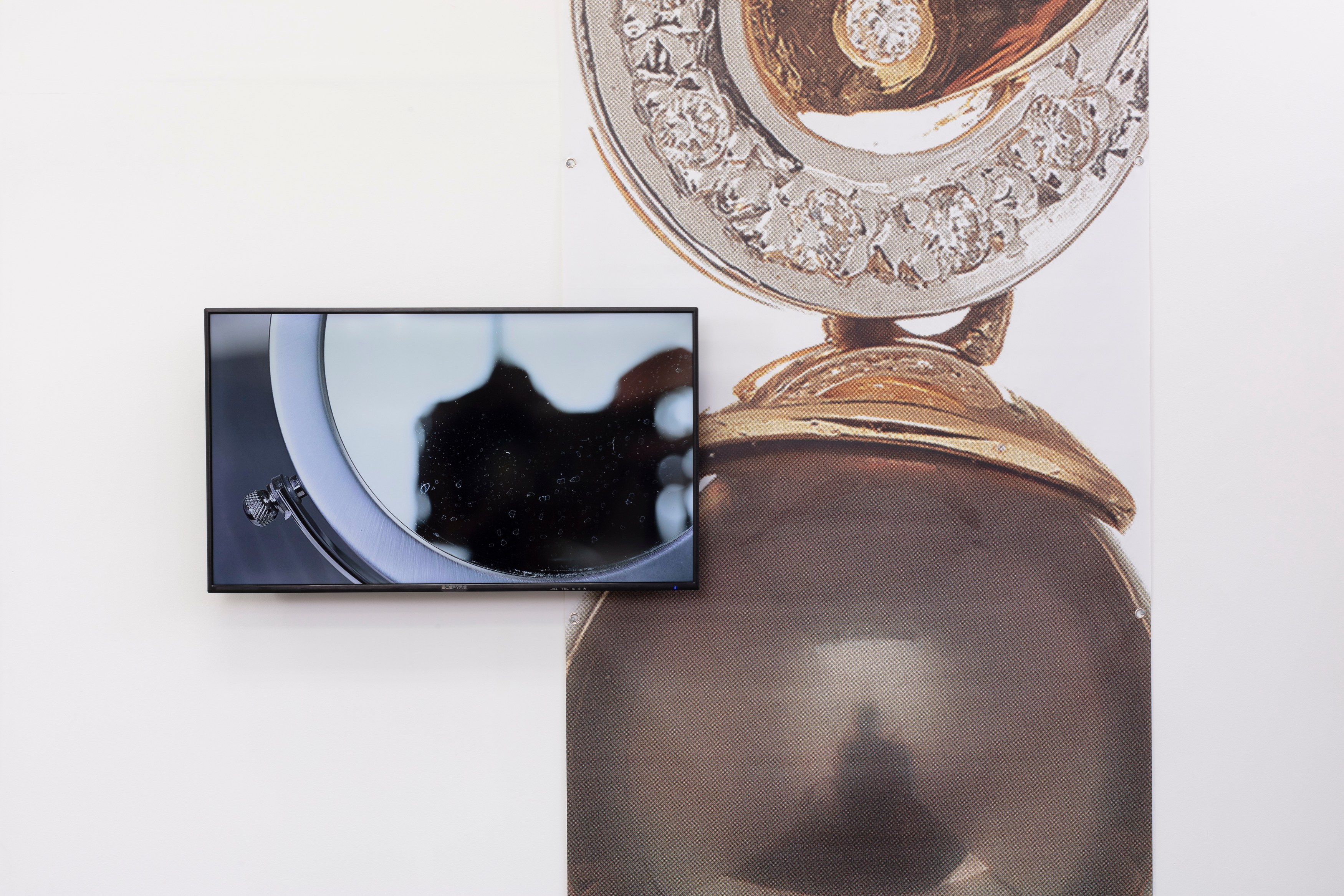 Laura Schawelka, A Fallen Type at The Fulcrum, photo 8