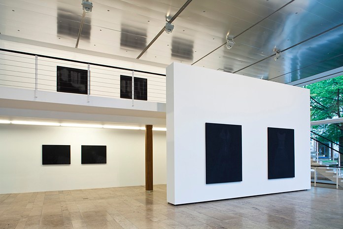Troy Brauntuch, Untitled at Capitain Petzel, photo 3