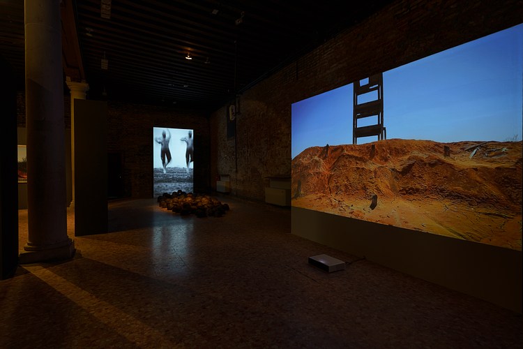 Robert Jankuloski, Monika Moteska at Pavilion of the Republic of North