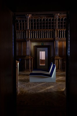 Image 2 of 18