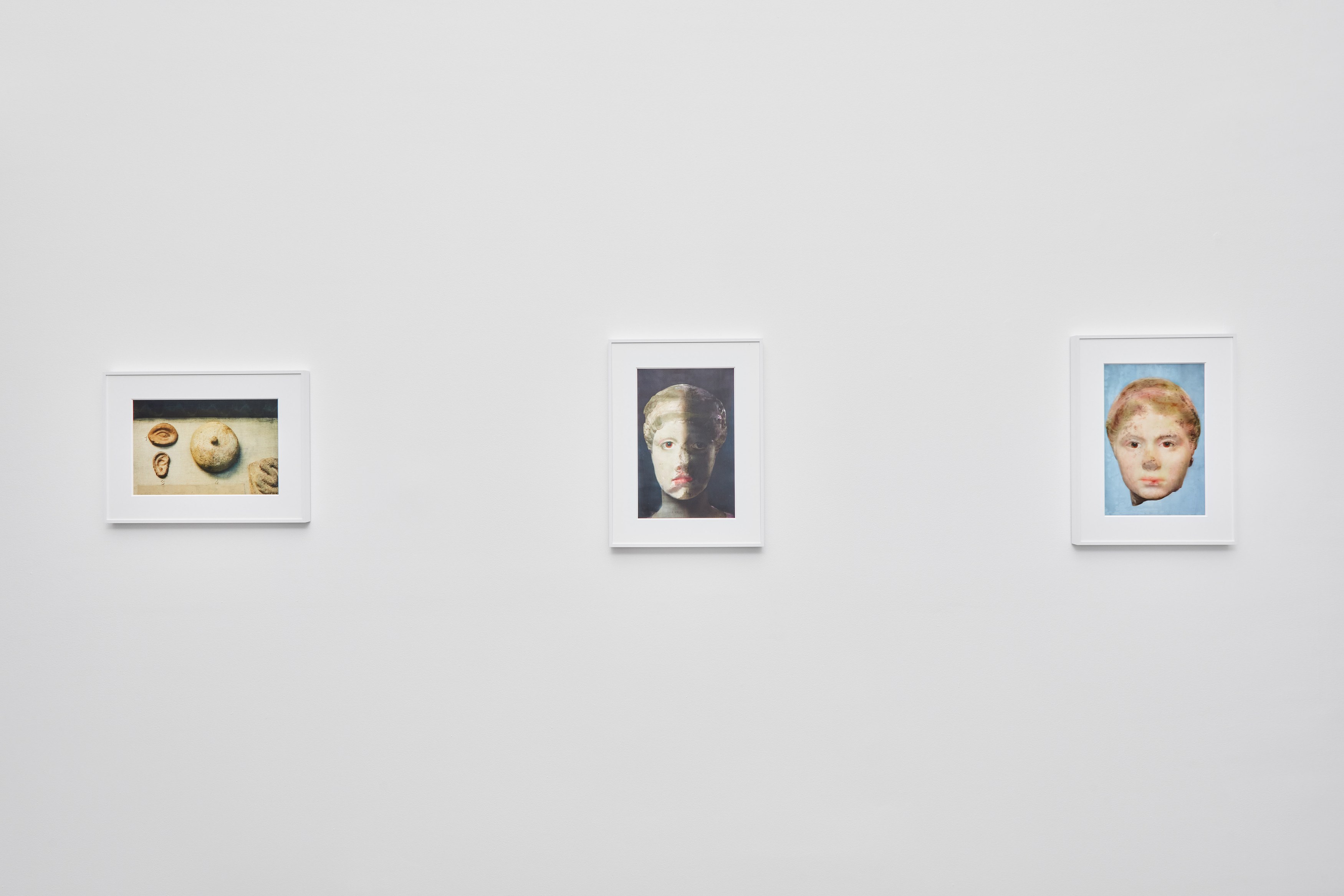 James Welling, Iconographia at Regen Projects, photo 2