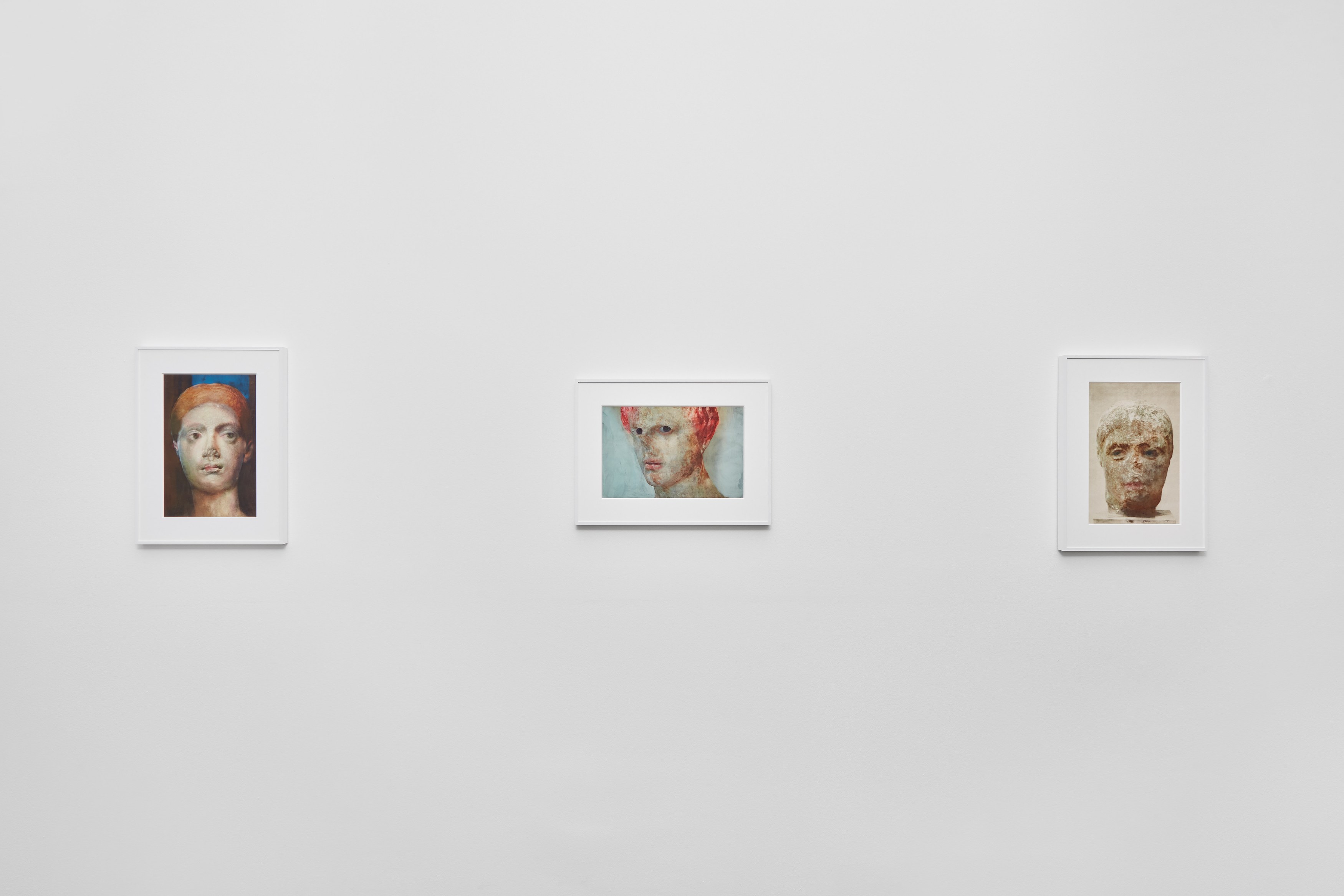 James Welling, Iconographia at Regen Projects, photo 4