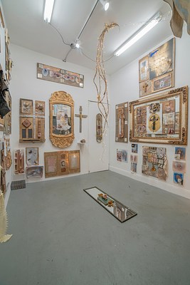 Image 4 of 135