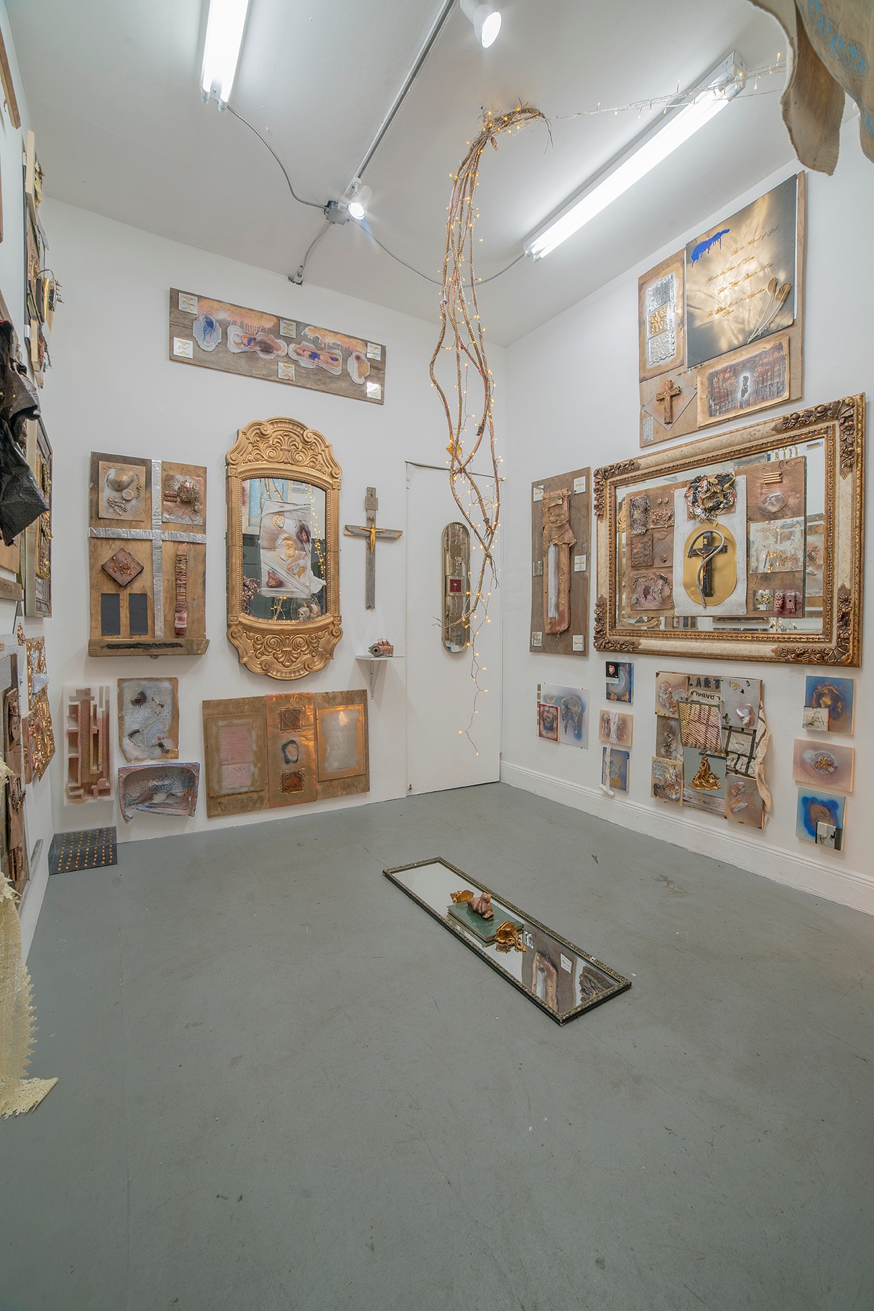 Installation view 4