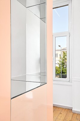 Image 6 of 20