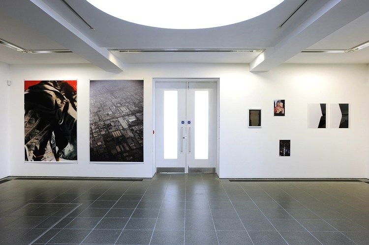【Wolfgang Tillmans: Serpentine Gallery)】 wtatserpentine+gallery.jpg