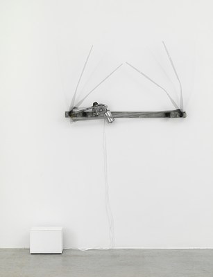 Image 4 of 5