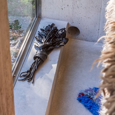Image 25 of 27