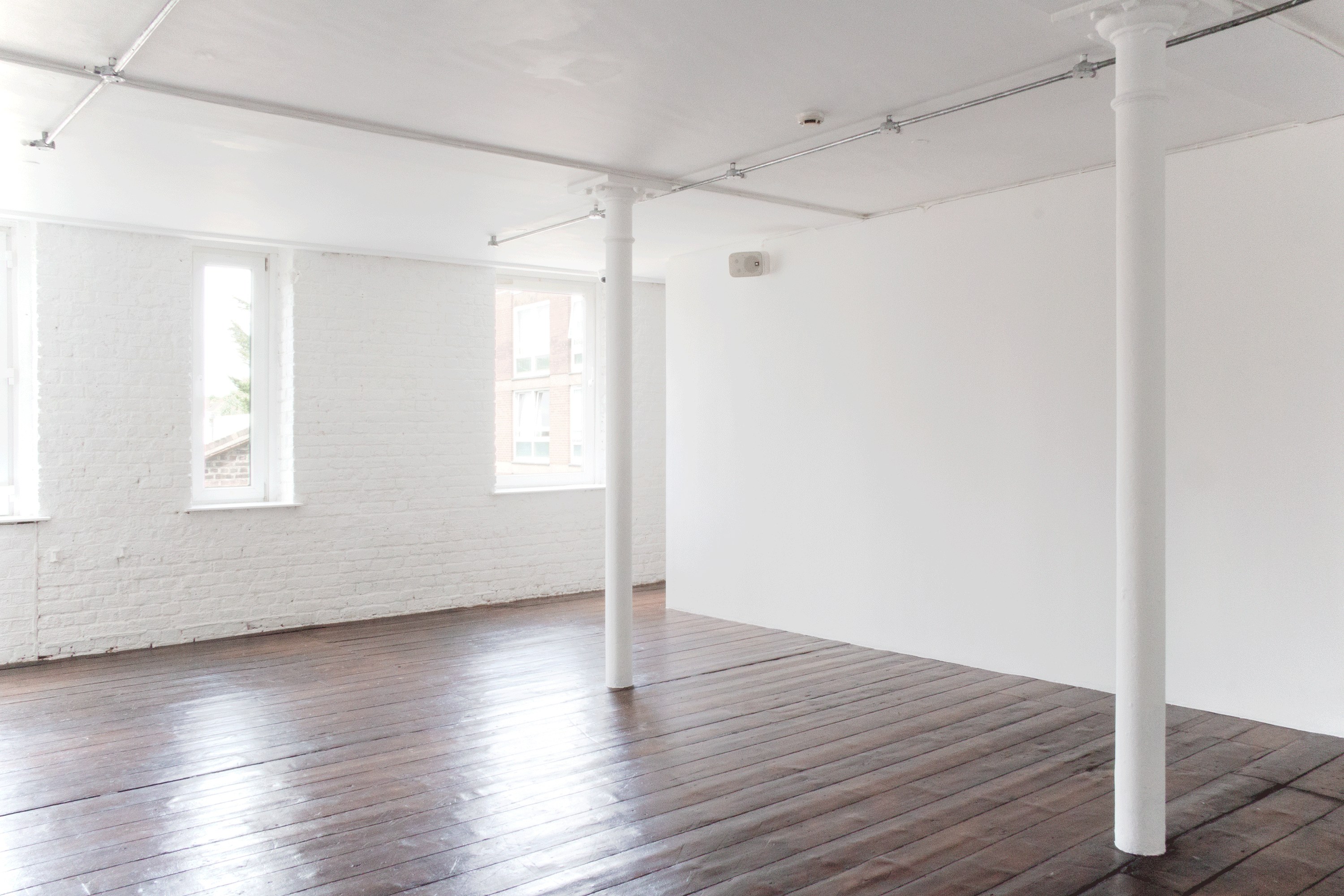Kristin Oppenheim, She Had A Heavy Day at greengrassi & Corvi-Mora, London, photo 4