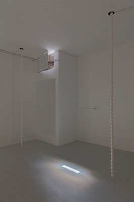 Image 4 of 13