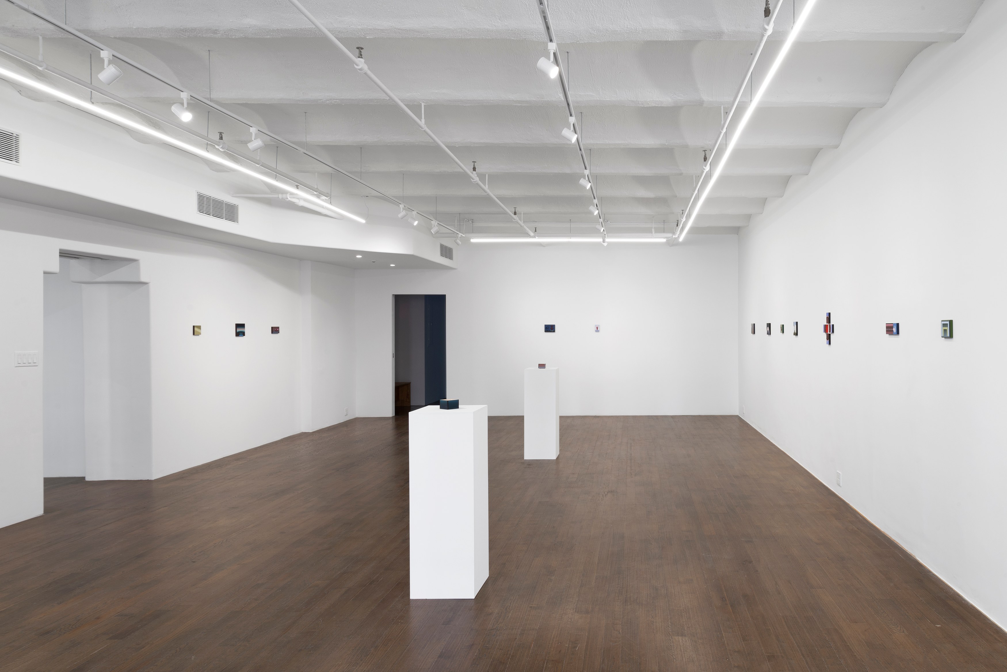 Alexandra Noel, Three, Four at Derosia, photo 30