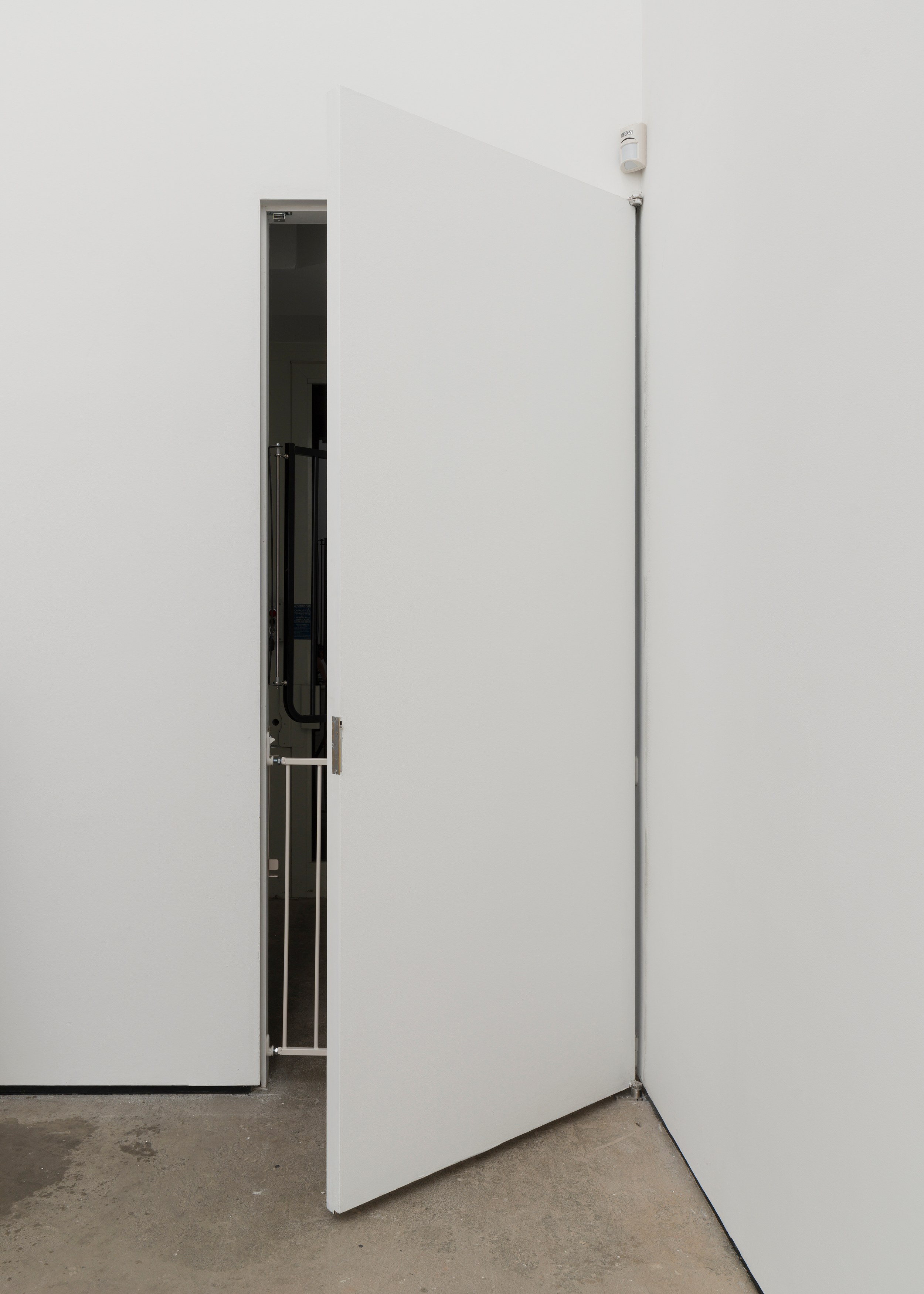 Ghislaine Leung, Balances at Maxwell Graham, photo 19