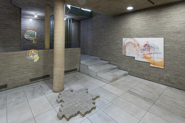 Image 2 of 32