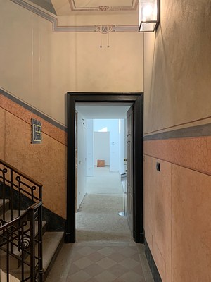 Image 11 of 43