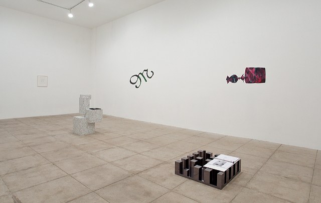 Cheyney Thompson, Memphis, Pedestals, Chronochromes, Subincision, Papua New Guinea, /Macaire/, Motif at Overduin and Kite, photo 5