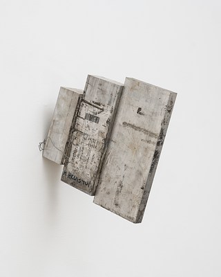 Image 4 of 34