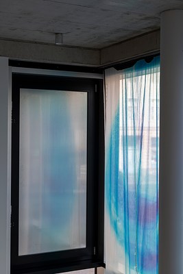Image 2 of 39