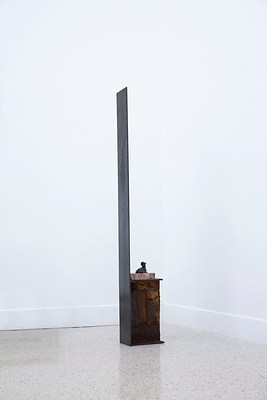 Image 4 of 40