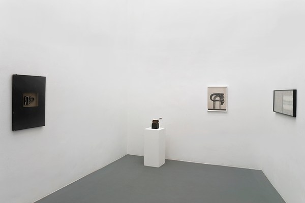 Image 2 of 34