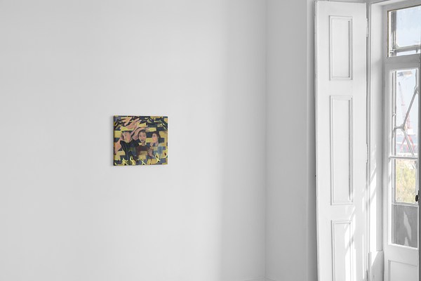 Image 2 of 28