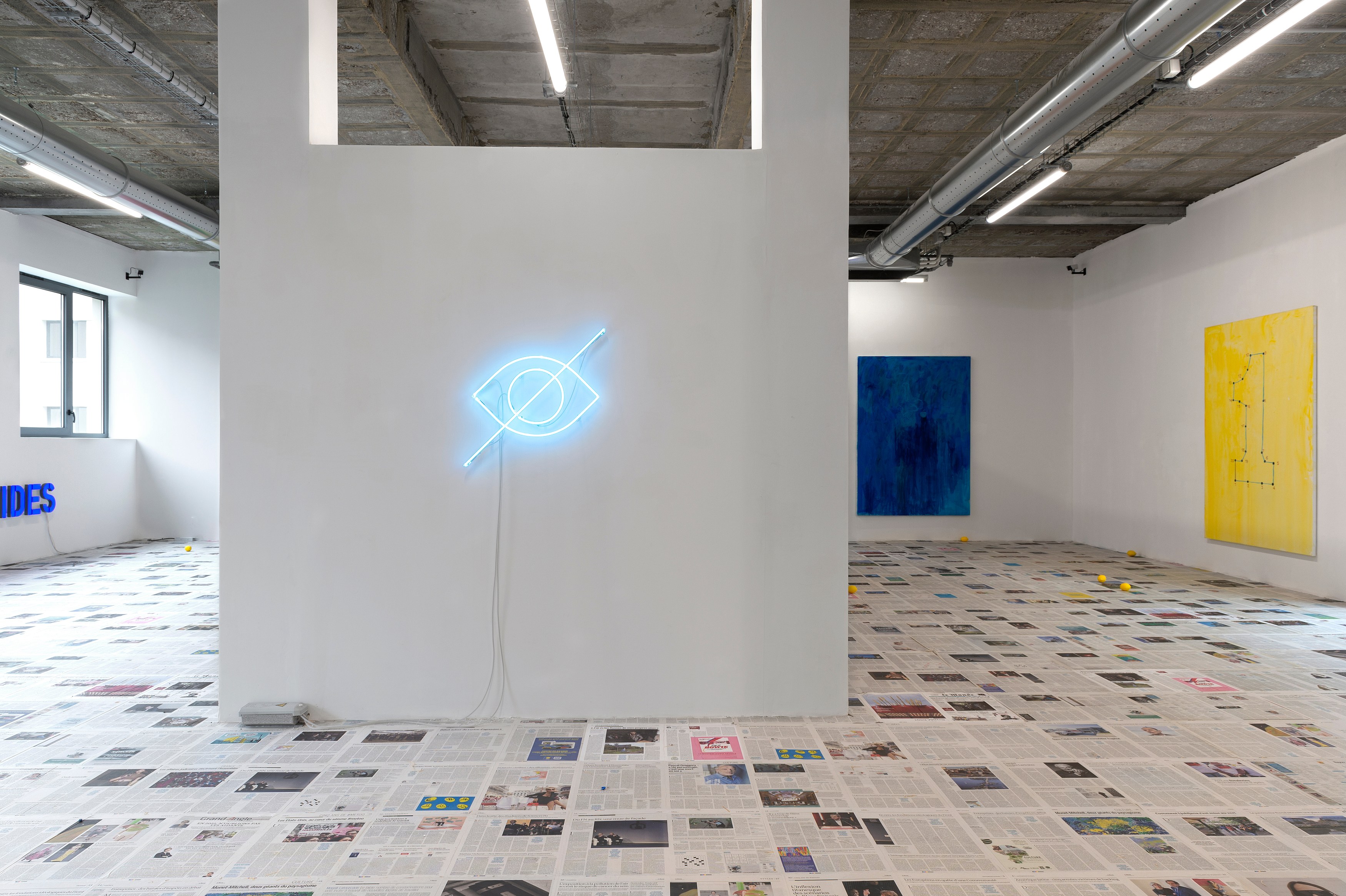 Claire Fontaine, Mostly Sunny at Air de Paris, photo 6