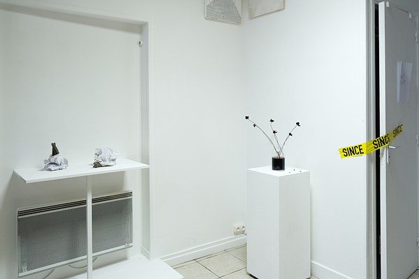 Image 4 of 32