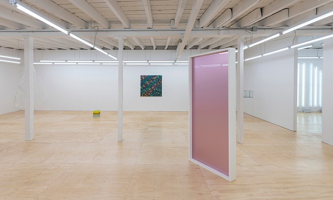 Image 1 of 32