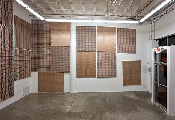 Image 2 of 7