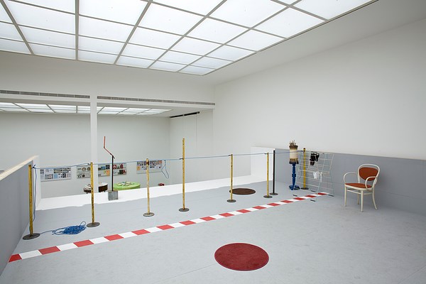 Image 4 of 6