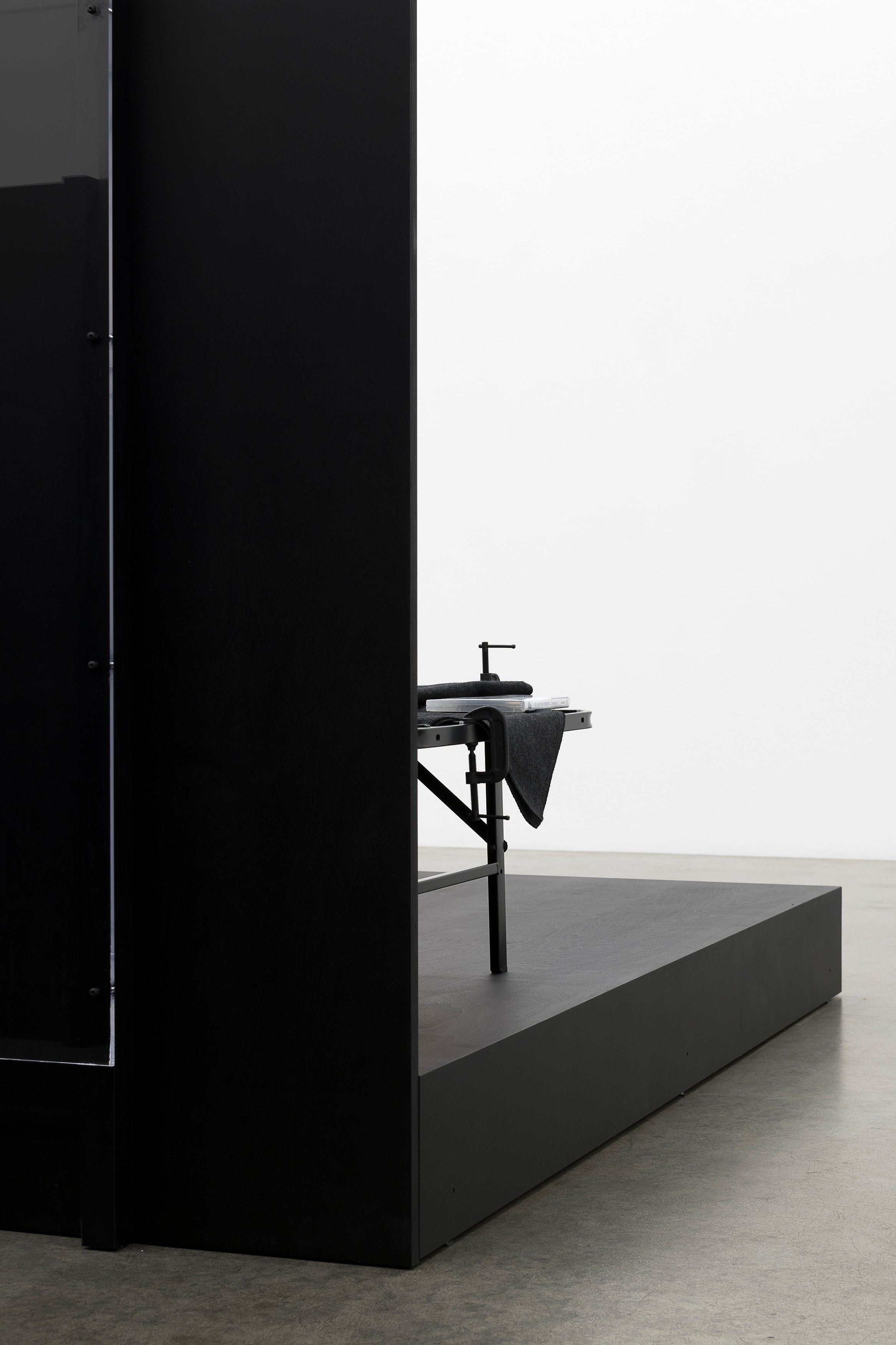 Tom Burr, Compressions at MD 72, photo 7