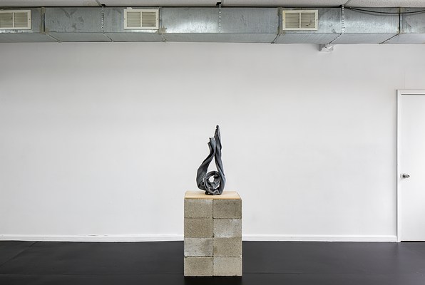 Image 4 of 33