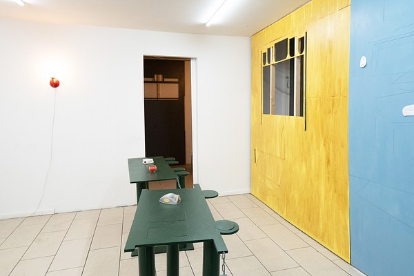 Image 4 of 27