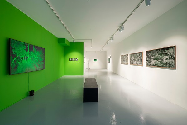 Image 1 of 32
