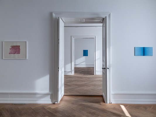 Image 10 of 48