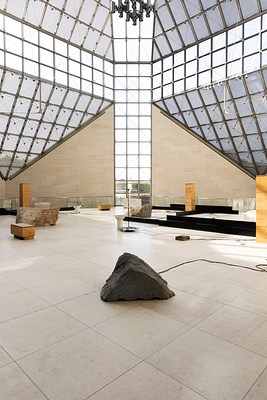 Image 2 of 18