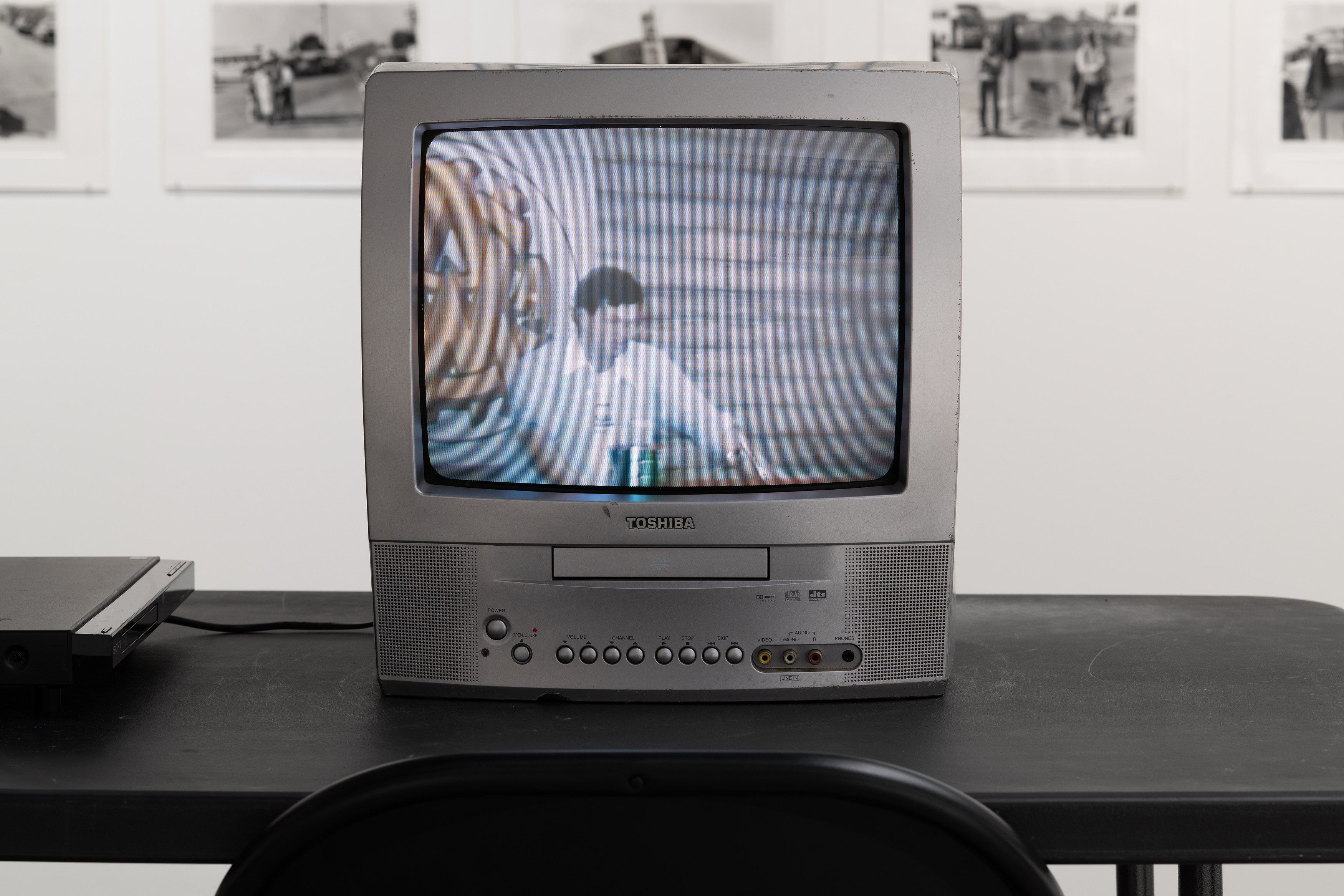 Fred Lonidier, Untitled at Michael Benevento Gallery, photo 23