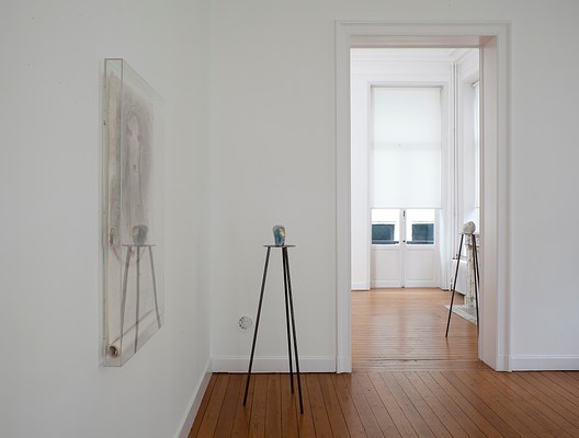Image 1 of 8