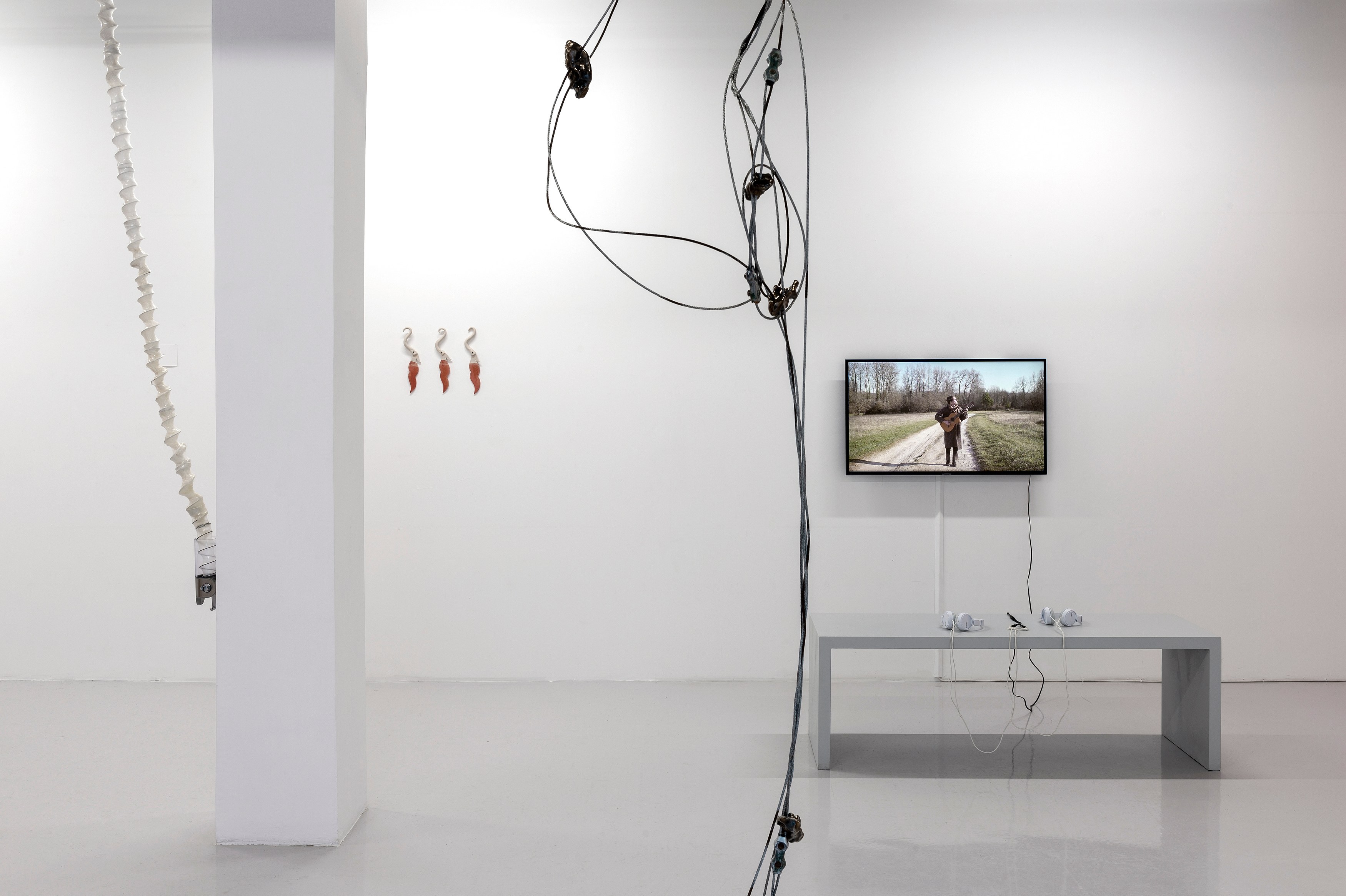 Valentin Noujaïm, Aurélien Potier, Victoria Soufflet, Résistance des fluides at Air de Paris, photo 7