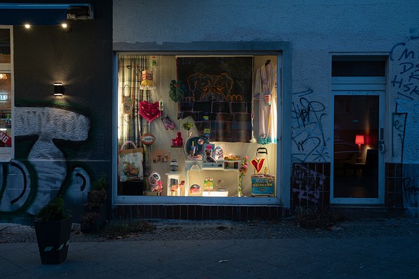 Image 1 of 25