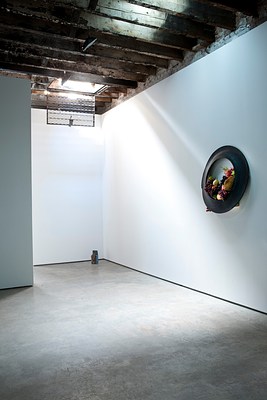 Image 2 of 21